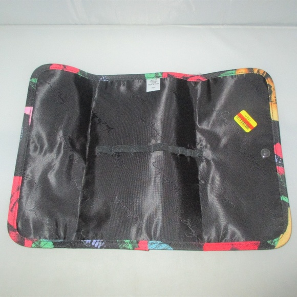 Vera Bradley Tri-Fold Makeup Brush Travel Case - Picture 3 of 8